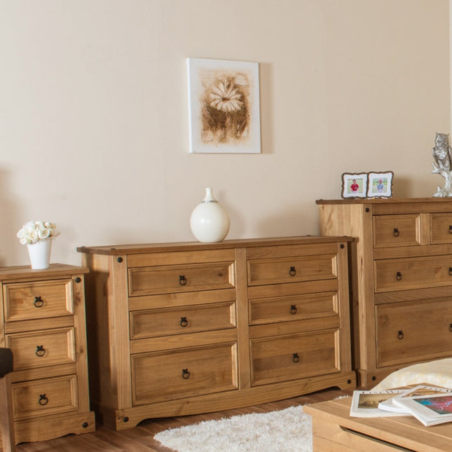 Corona - Wide 4 Drawer Chest