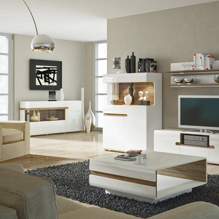 lifestyle-2 – EOO-3225 – Image 3