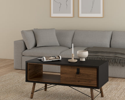 lifestyle-2 – EOO-3406 – Image 4