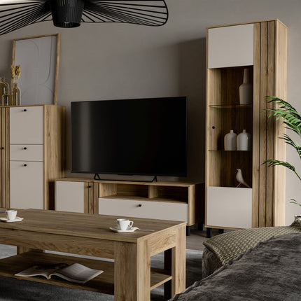 lifestyle-1 – EOO-4681 – Image 2