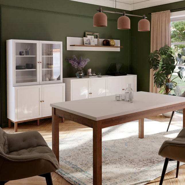 lifestyle-1 – EOO-4700 – Image 2