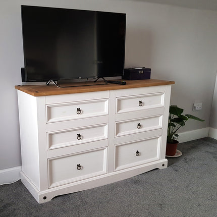 Corona - Wide 4 Drawer Chest