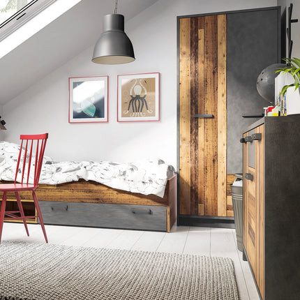 Brooklyn - Cabinet with 3 Doors and 1 Drawer