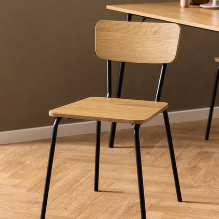 Peru - Dining Table with 4 Peru Dining Chairs