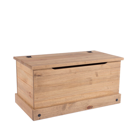 Corona - Storage Trunk - Solid Pine Lift Lid