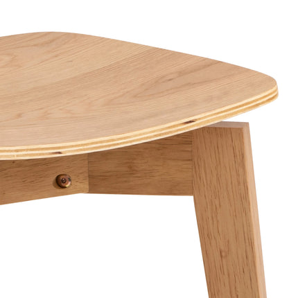 Roxby - Grand Round Dining Table with 4 Roxby Dining Chairs