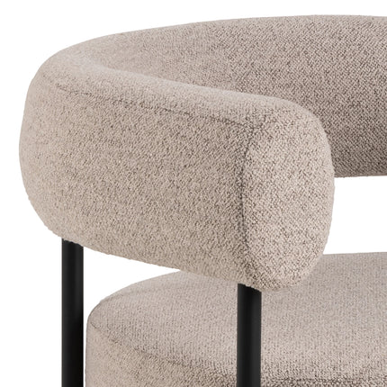 Oakfield - Lounge chair in Beige Fabic with Black Legs