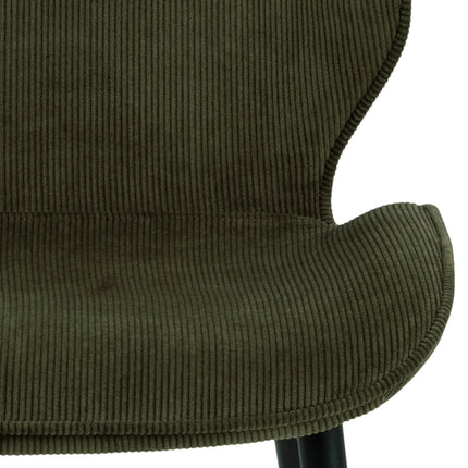 Nagano - Round Dining Table with 4 Femke Dining Chairs