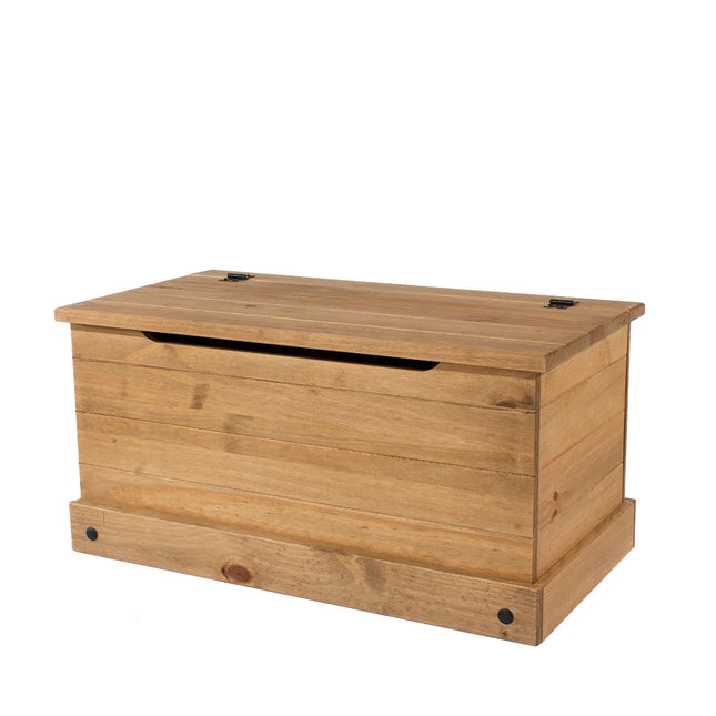 Corona - Storage Trunk - Solid Pine Lift Lid